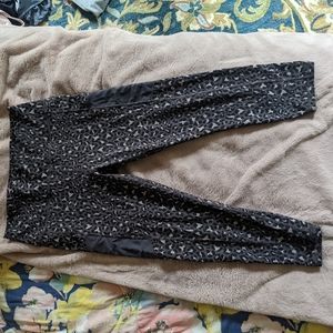 FABLETICS leopard print leggings